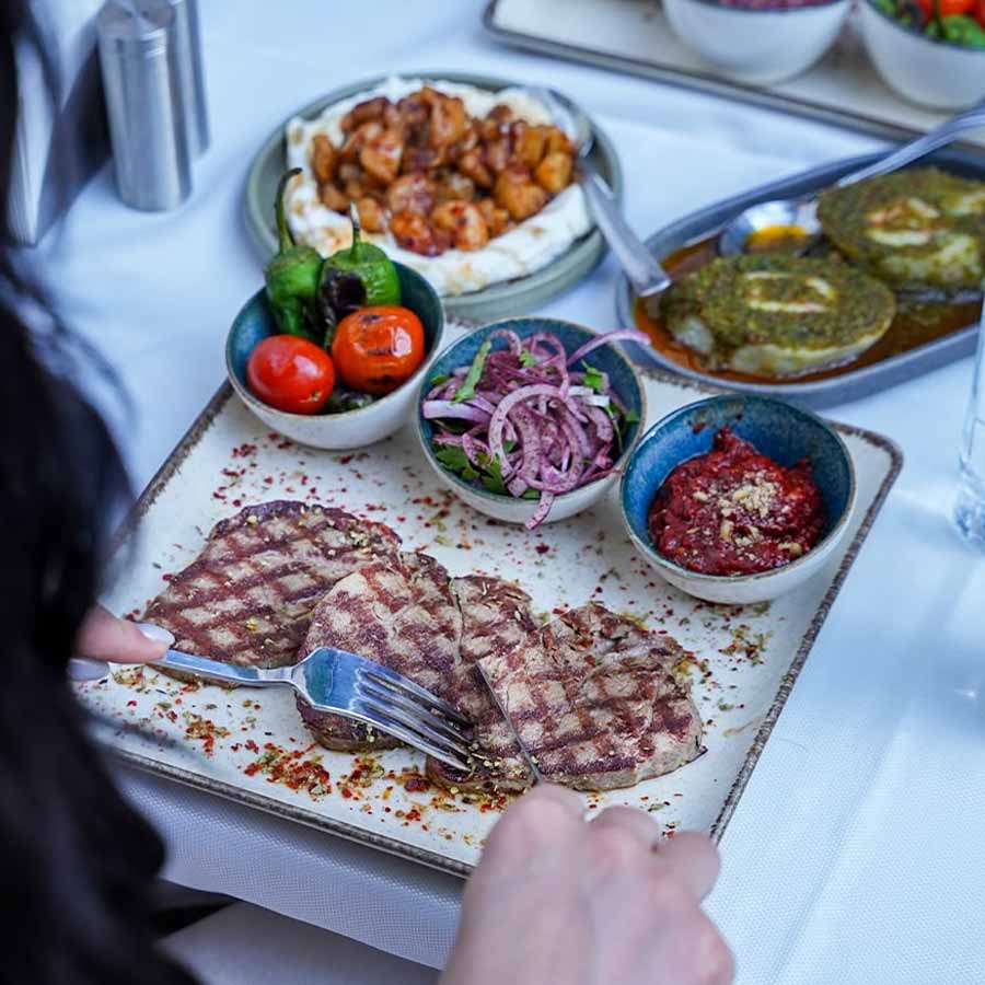 Ankara En İyi Meyhane — Rakı Sofrası Ankara'da rakı sofrası — Mualla Meyhane